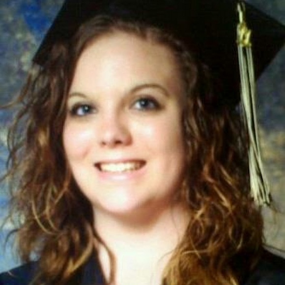 Meet your Posher, Candice - Picture 1 of 1